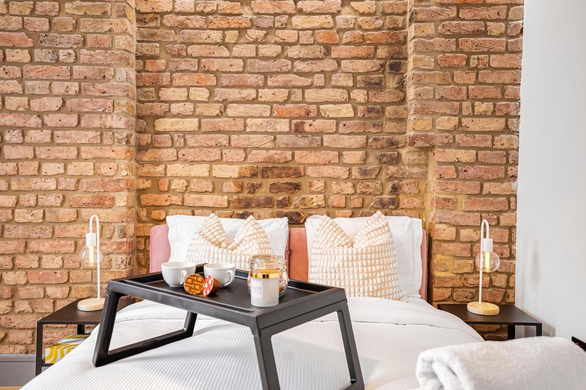 Stylish Modern Apartments By Livestay Short Lets & Serviced Accommodation London Nw6 Екстериор снимка