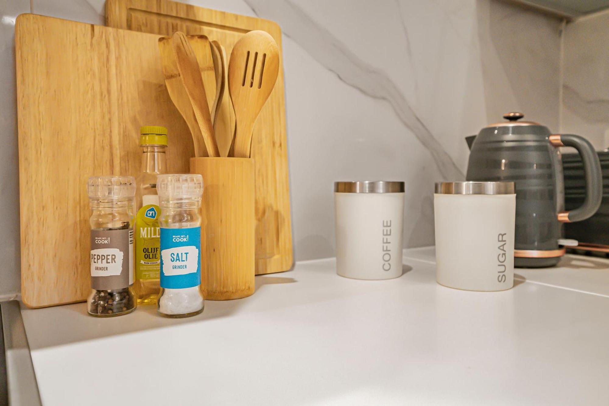 Stylish Modern Apartments By Livestay Short Lets & Serviced Accommodation London Nw6 Екстериор снимка