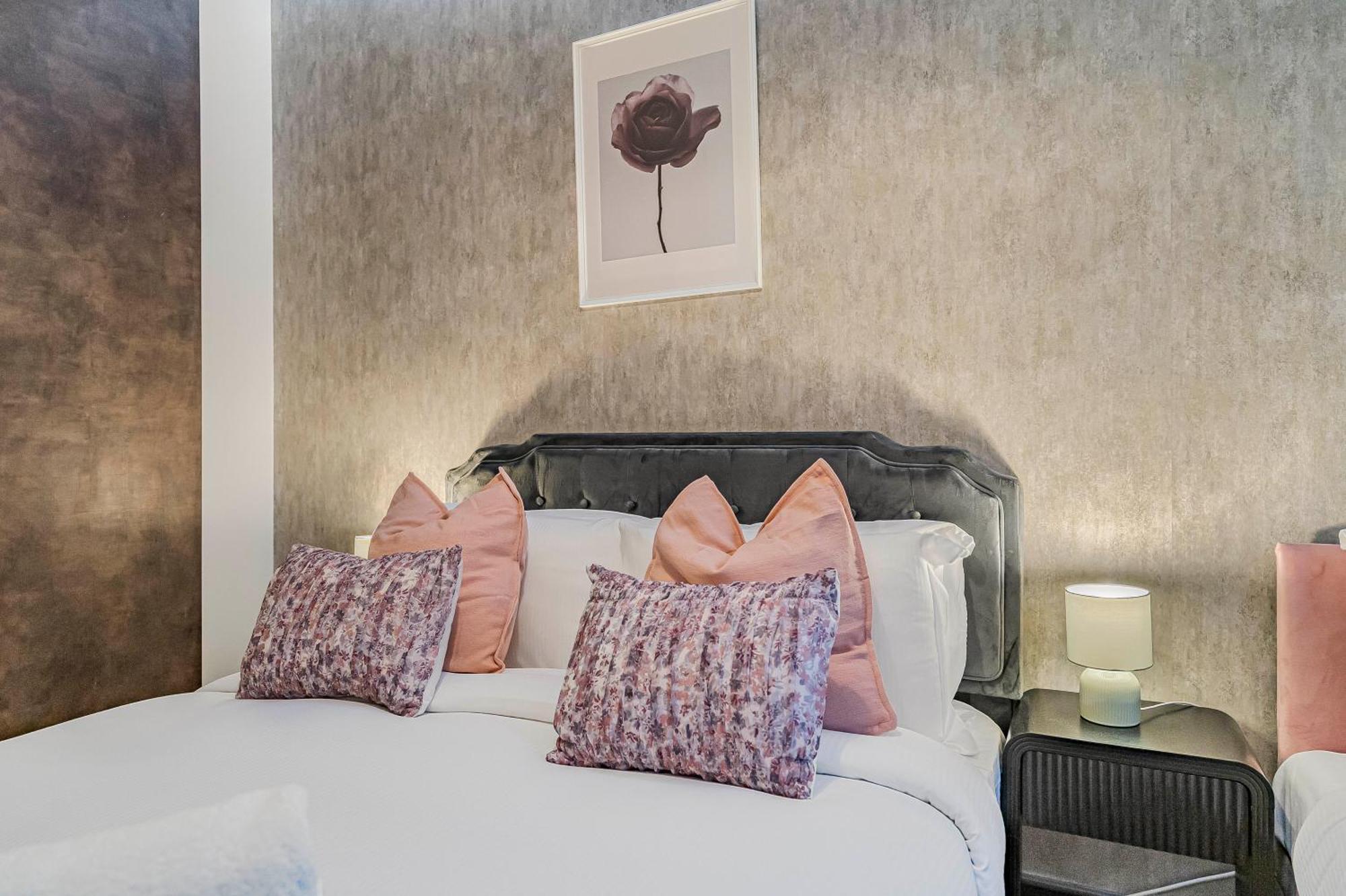 Stylish Modern Apartments By Livestay Short Lets & Serviced Accommodation London Nw6 Екстериор снимка